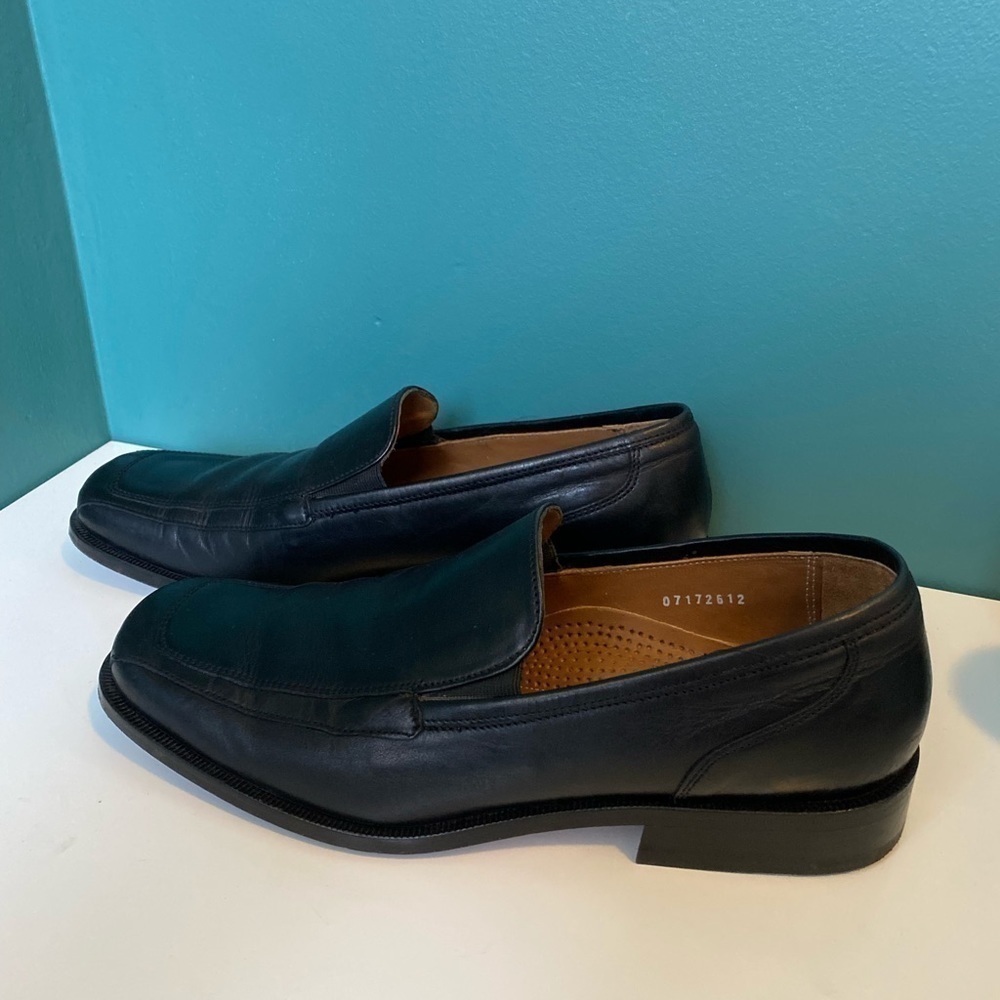 Florsheim Mens Size 8.5 Black Leather Slip On Dress Shoe with Leather Sole